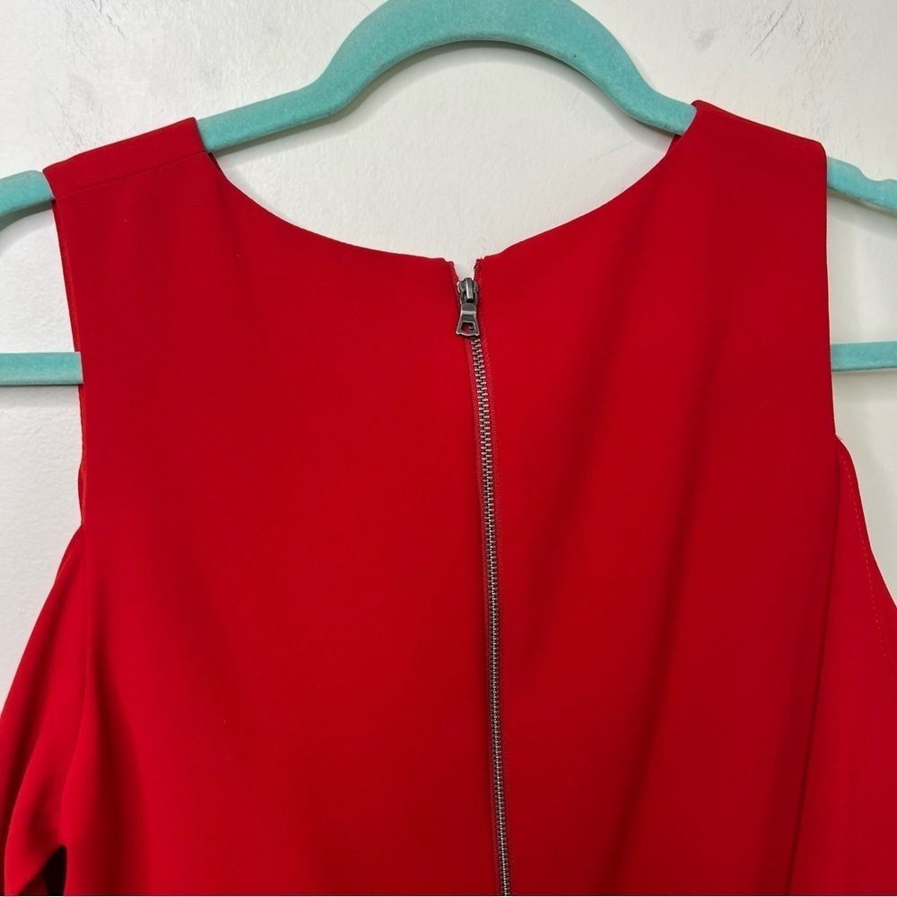 Alice & Olivia Cold shoulder Contemporary Cocktail Party Glam Romantic dress - Picture 4 of 10